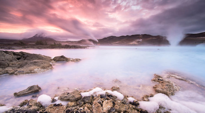 Pink sky at Bjarnarflag in Myvatn